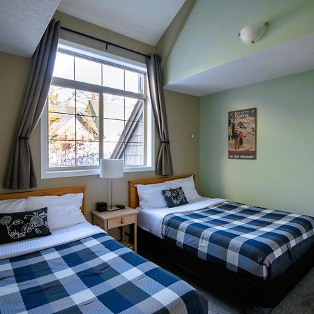 Renovated Chalet At Mystic Springs, Mountain Views, Pets Welcome! Canmore Esterno foto