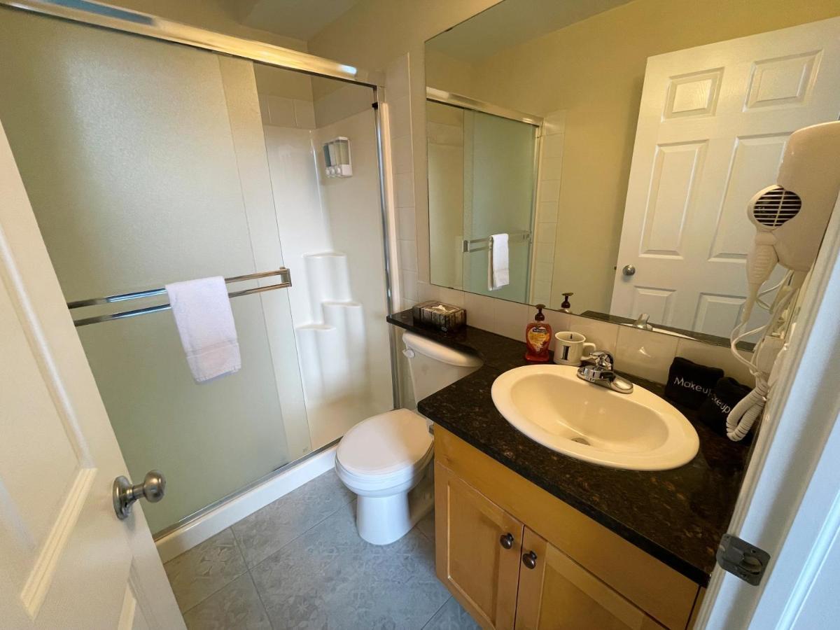 Renovated Chalet At Mystic Springs, Mountain Views, Pets Welcome! Canmore Esterno foto