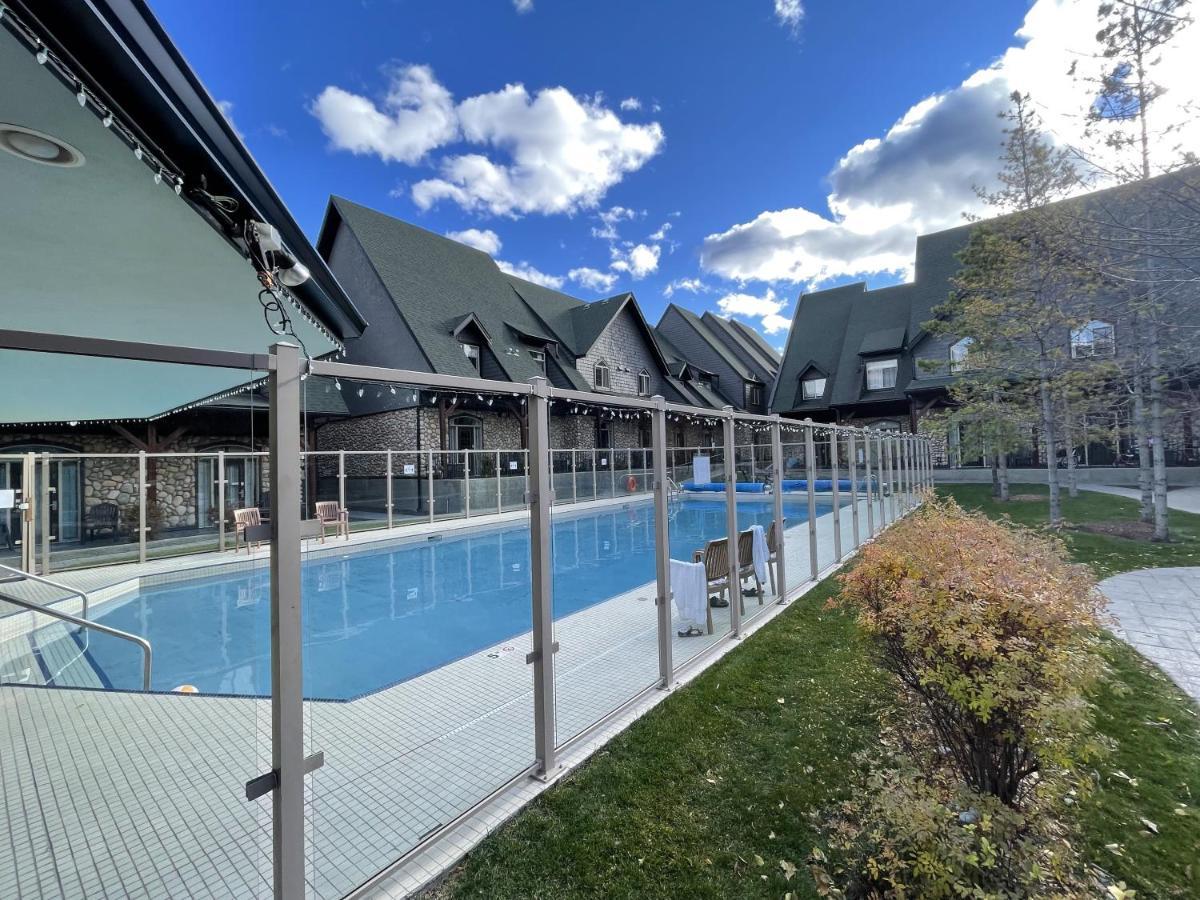 Renovated Chalet At Mystic Springs, Mountain Views, Pets Welcome! Canmore Esterno foto